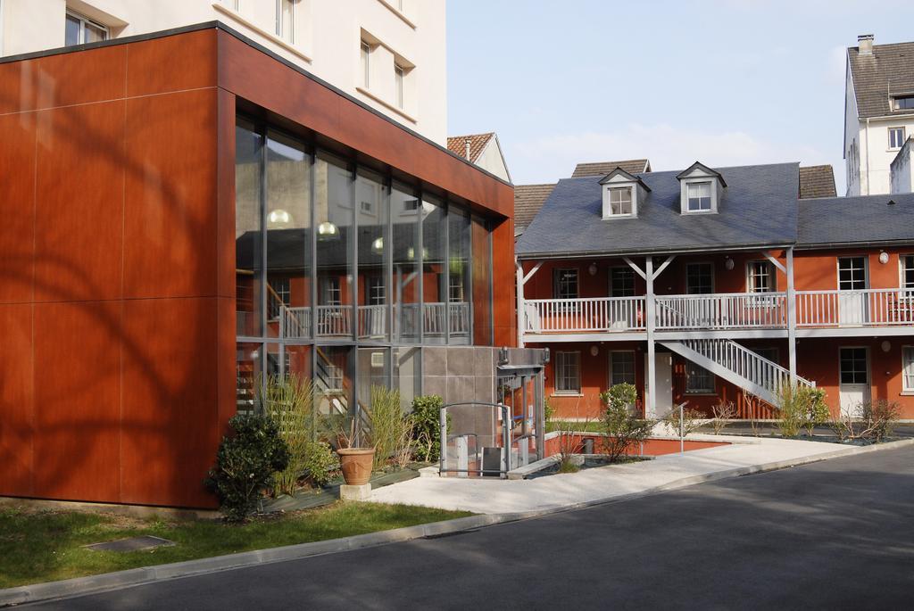 Residence Les Jardins De Лурд Екстериор снимка